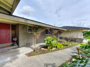 6925 Sierra Bonita Way, Sacramento, CA 95831