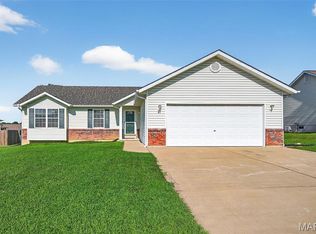 51 Camelot Dr, Troy, MO 63379