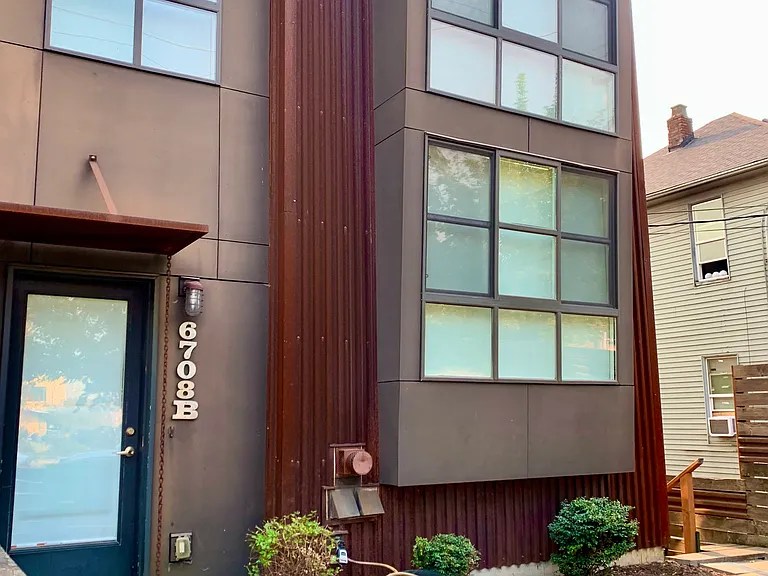 6708 Corson Ave S #B — Photo 2