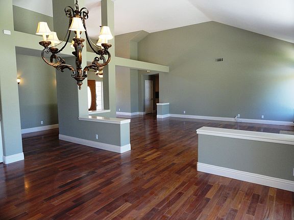 3rd image of 1033 Lynnmere Dr