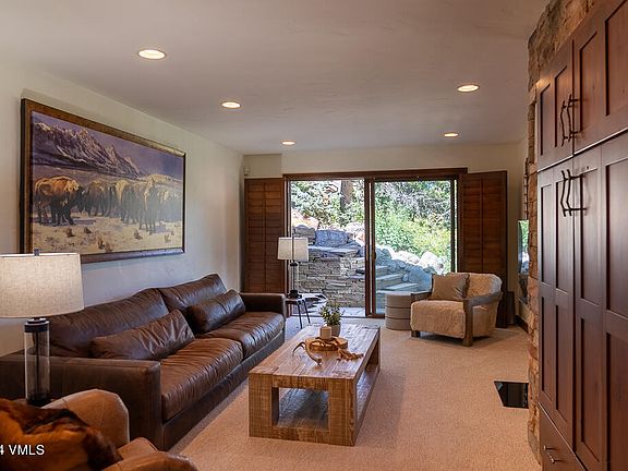 5th image of 850 Eagle Dr
