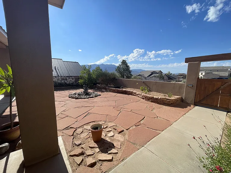6809 Chapingo Rd NE — Photo 2