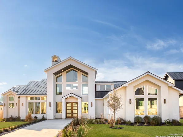 329 Janice Ave, Castroville, TX 78009