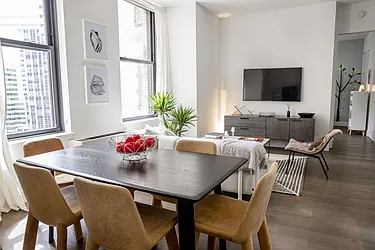 Sold by The Marketing Directors (Arias)