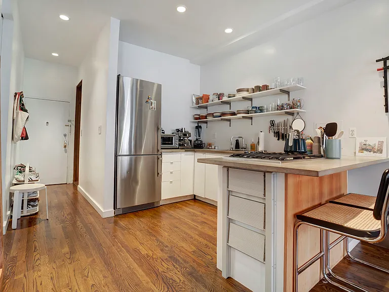 26 Ludlow St #2A — Photo 8