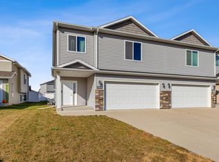 6011 59th St S, Fargo, ND 58104