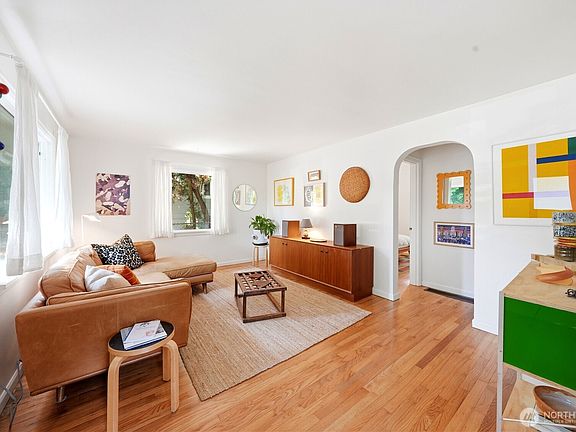 5th image of 9223 21st Avenue SW