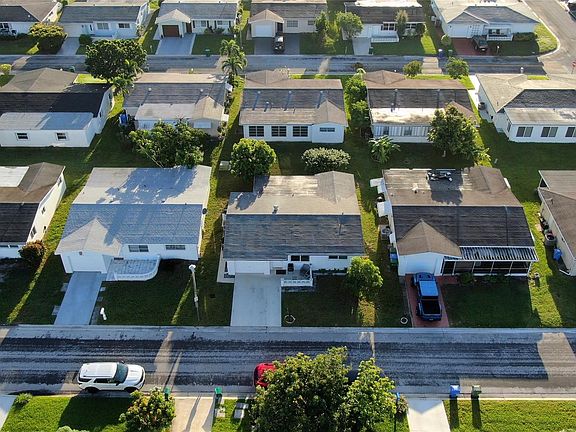 5th image of 730 NW 75th Avenue