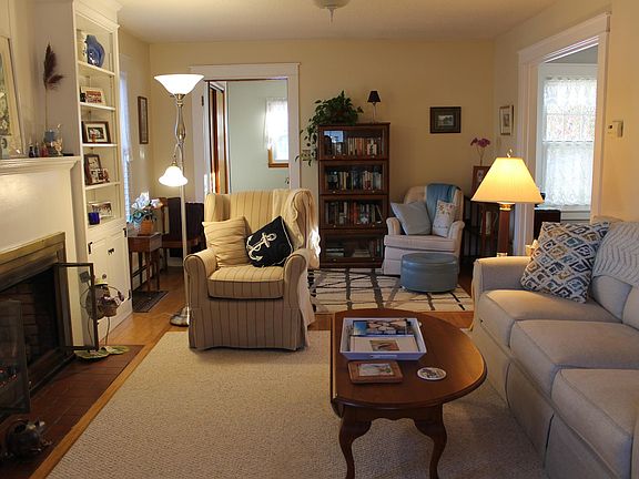 4th image of 14 Sargent St