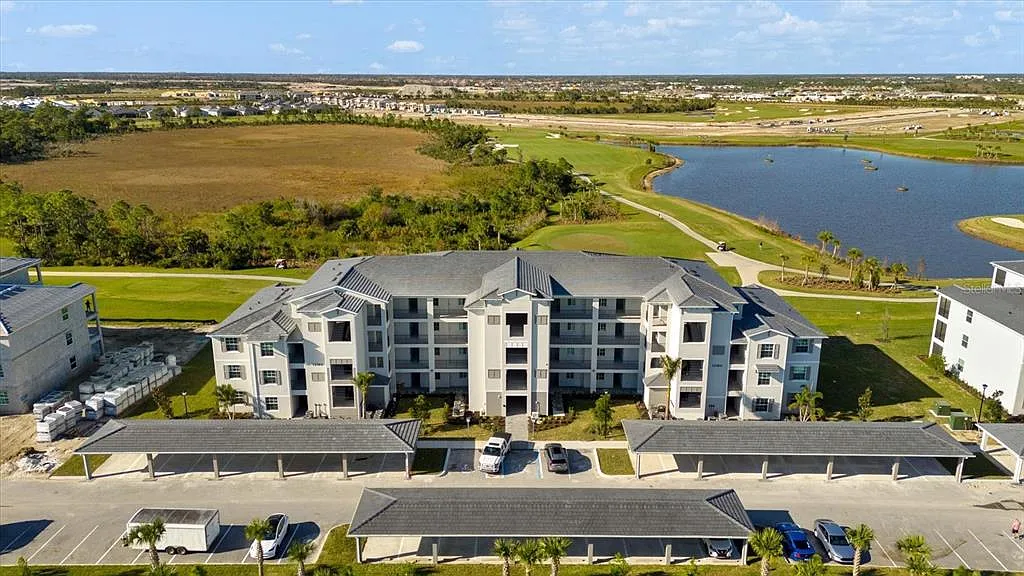 2 bed, 2.0 bath, 1120 sqft, $2,100 — Photo 1