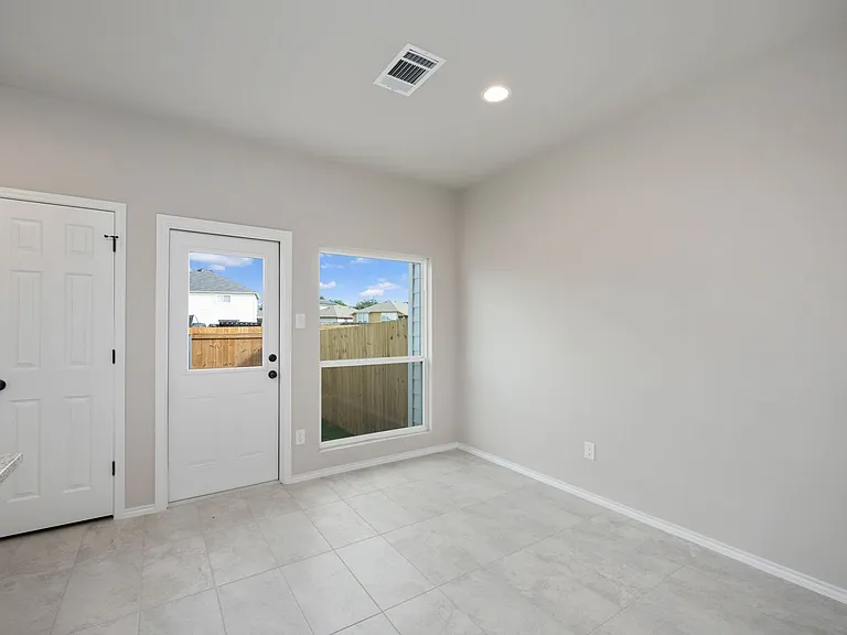 8607 Valentina Way — Photo 16