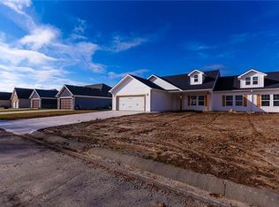 17200 Palazzo Dr, Saint Joseph, MO 64505