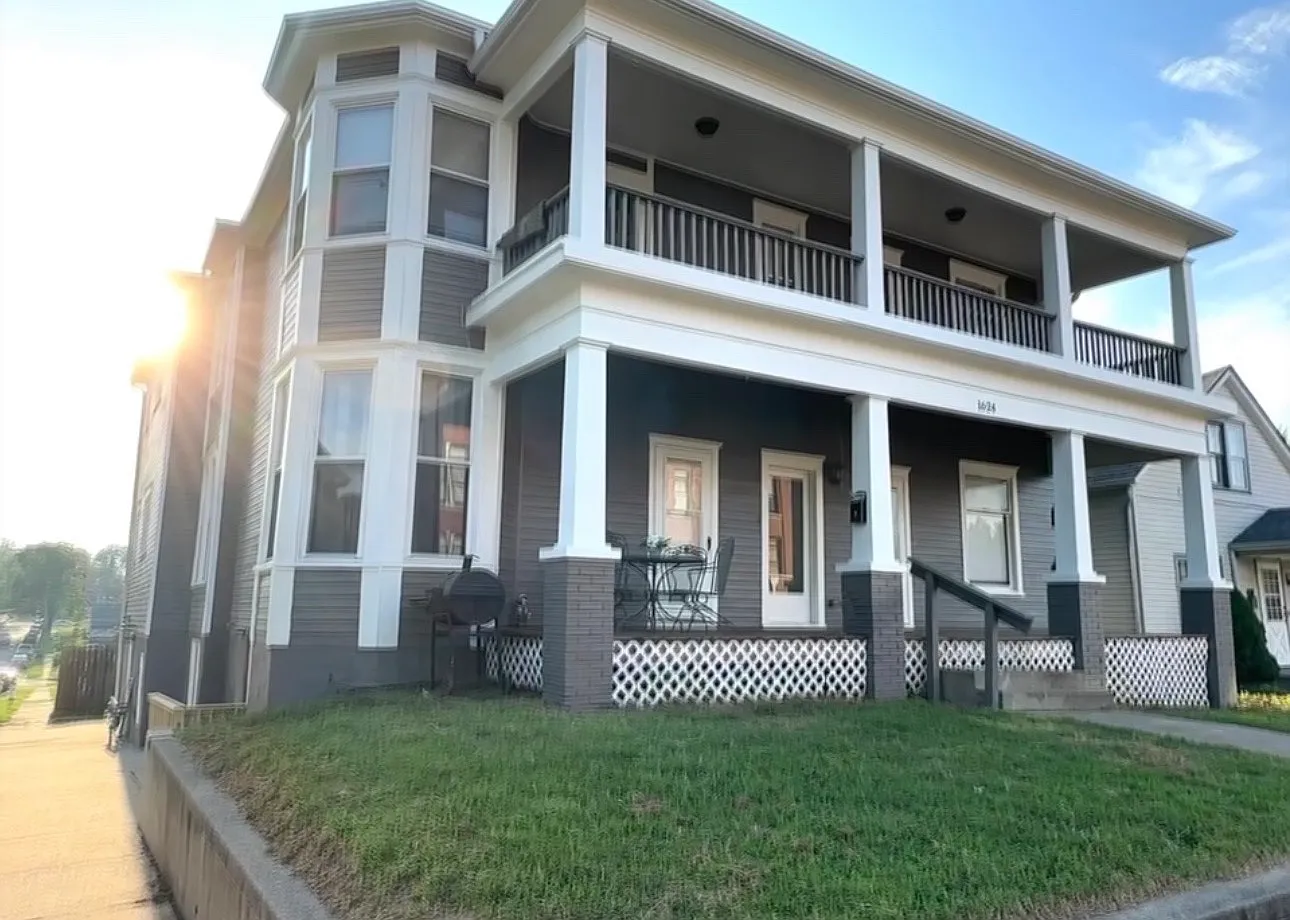 2 bed, $1,150 — Photo 2