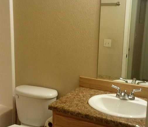 4th image of 714 N 8th St APT C