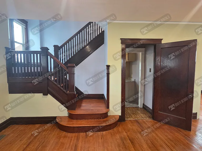 3254 Hogarth St — Photo 10