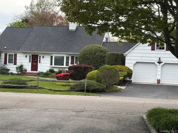 50 Belton Road, Babylon, NY 11702