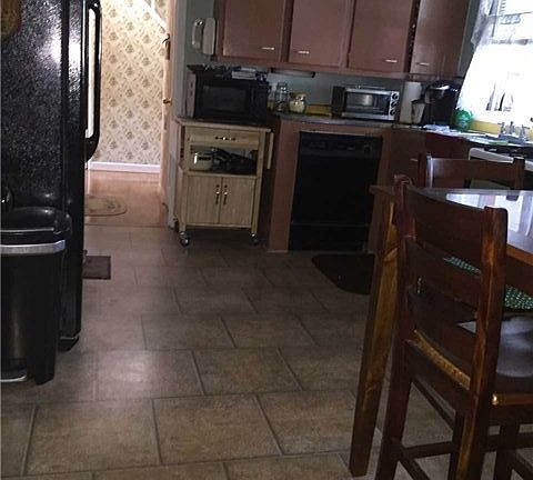 4th image of 147 Peachtree Ln