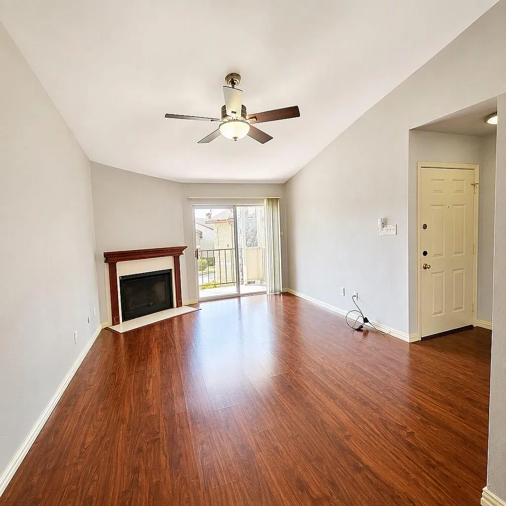 1 bed, 1.0 bath, 588 sqft, $950 — Photo 1