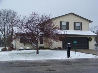 1197 Racetrack Rd, Stoughton, WI 53589