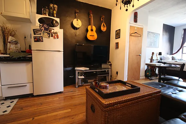 Rented by Alpha Properties NYC I LLC | media 21