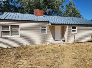 871 Glenbrook Loop Rd, Riddle, OR 97469