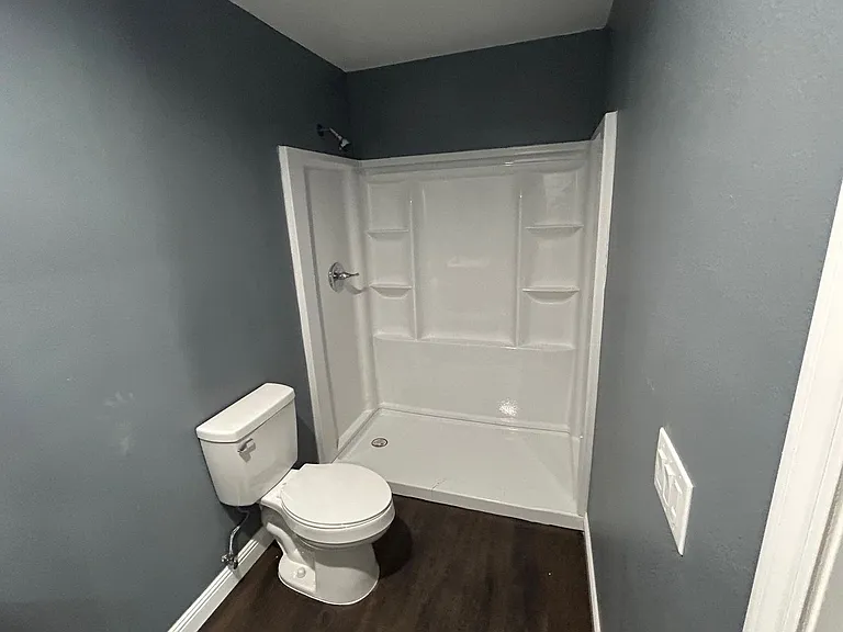 113 S East St — Photo 11