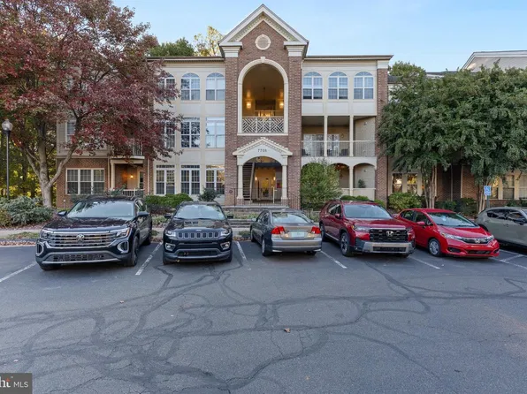 7708 Haynes Point Way Unit D, Alexandria, VA 22315