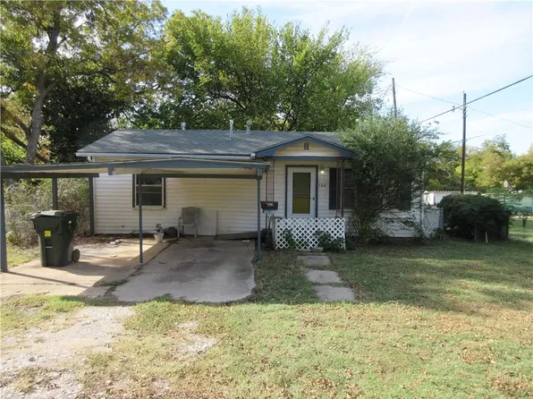 102 N 1st St, Tecumseh, OK 74873