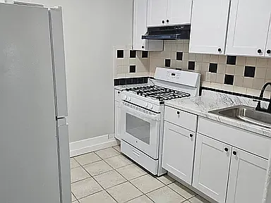3 bed, $1,819 — Photo 1