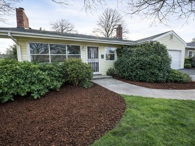 11942 NE Siskiyou St, Portland, OR, 97220