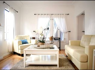 944 12th St #B, Santa Monica, CA 90403