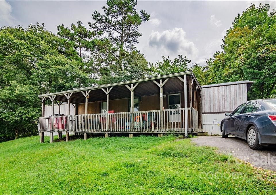 1st image of 8 Harmony Ln #10