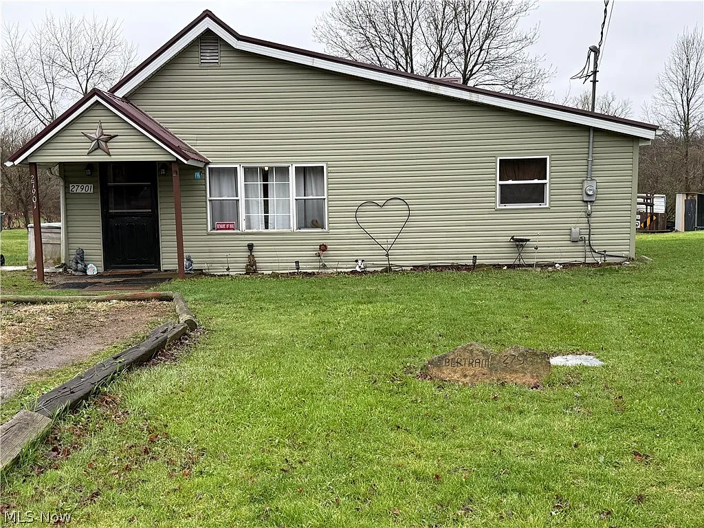 27901 State Route 30 photo 1
