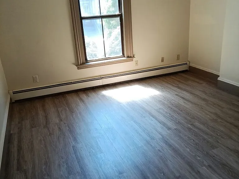 40 Alden St — Photo 4