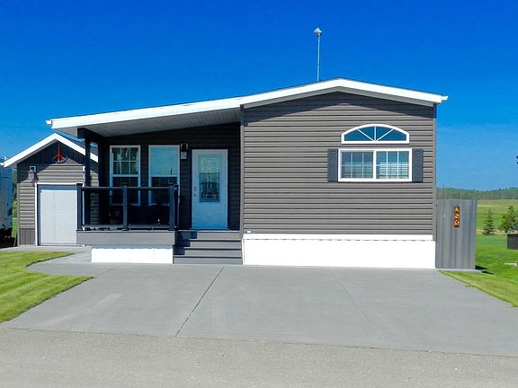 2nd image of 53126 Range Road 70 #251