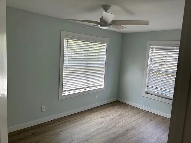 312 E Adams St — Photo 6