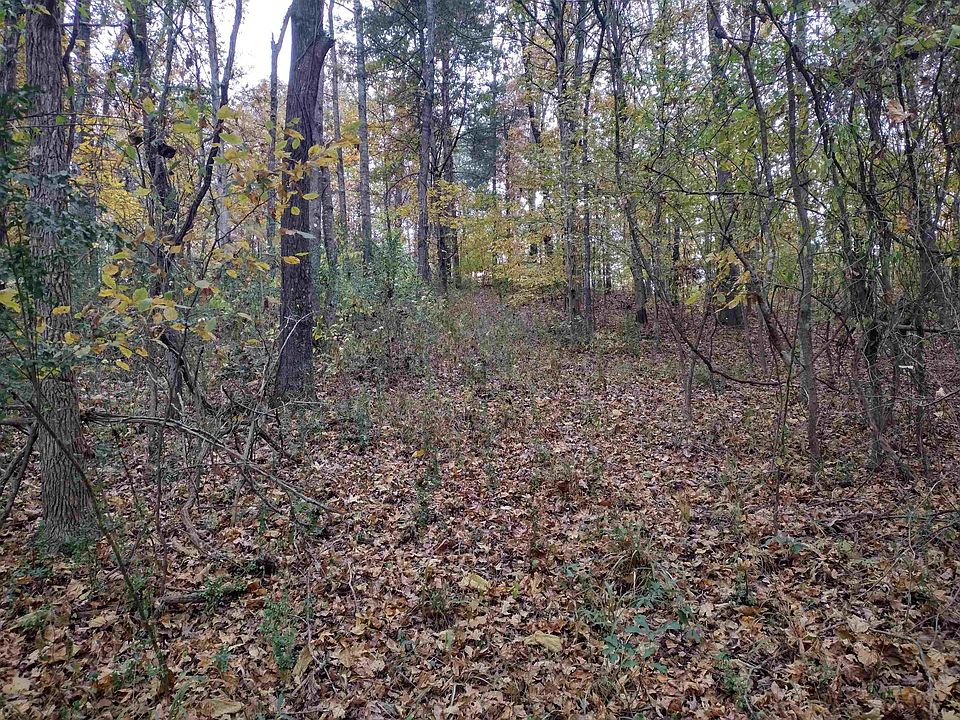 19 Hawthorne Ln Savannah TN Zillow