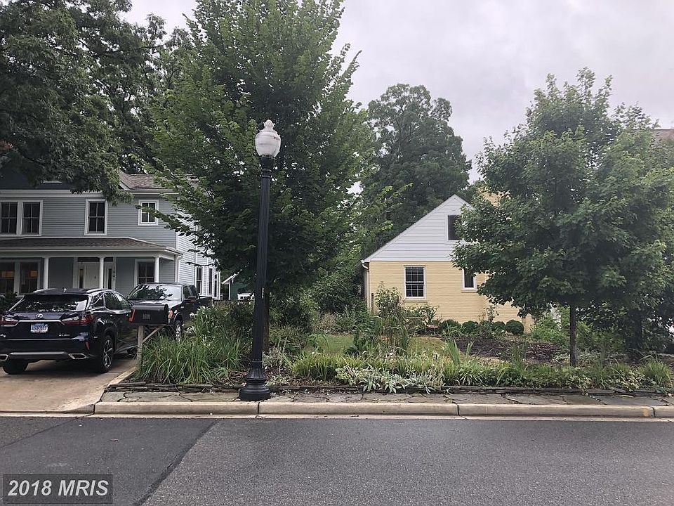 1st image of 1535 N Randolph St