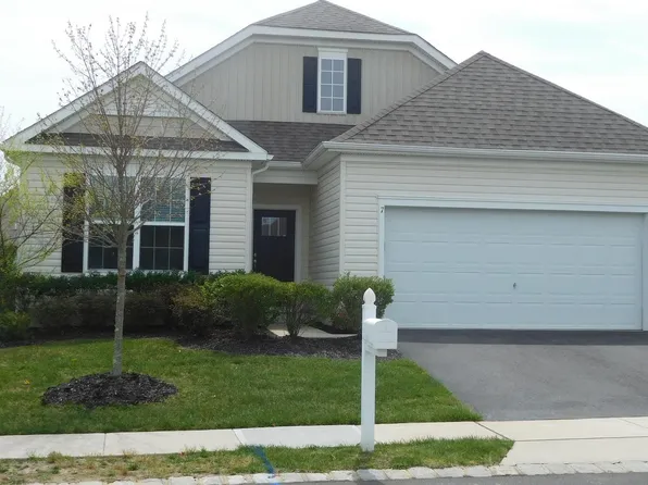7 Raccoon Ln, Barnegat, NJ 08005