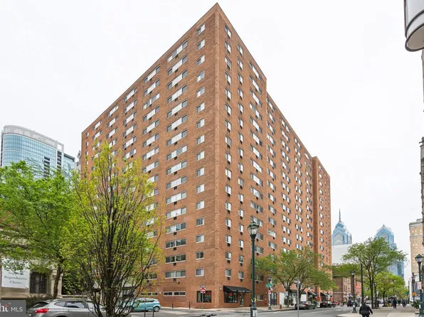 2101 Chestnut St APT 1807, Philadelphia, PA 19103