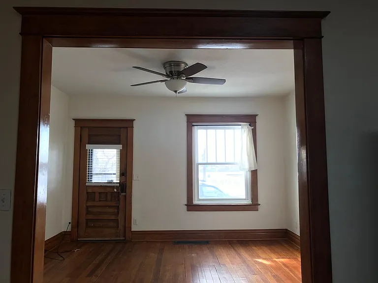 2607 W Caithness Pl — Photo 2