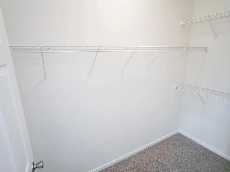 4480 Platinum Dr — Photo 34
