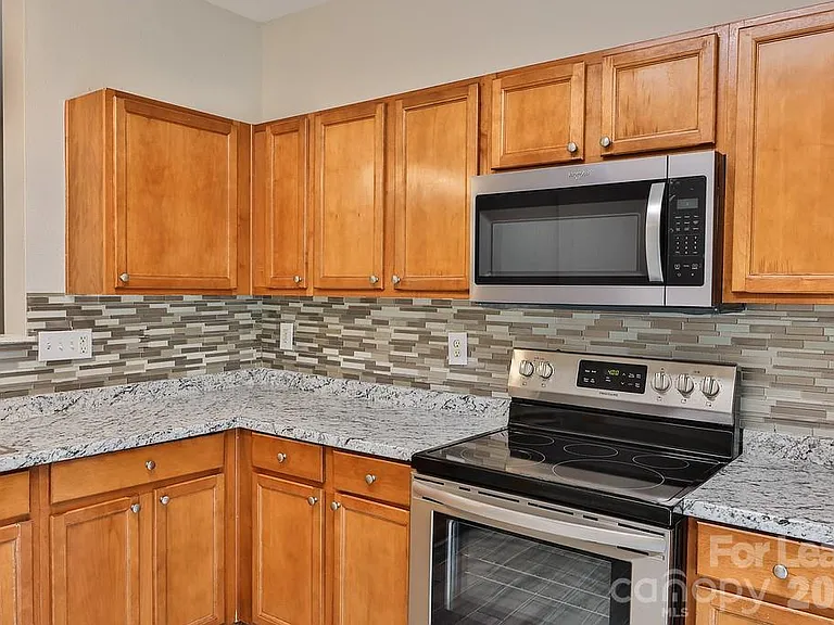 8946 Chalkstone Rd — Photo 9