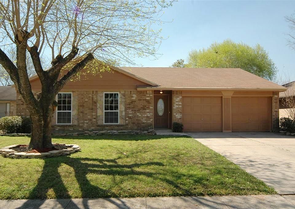 1st image of 211 Greenshire Dr