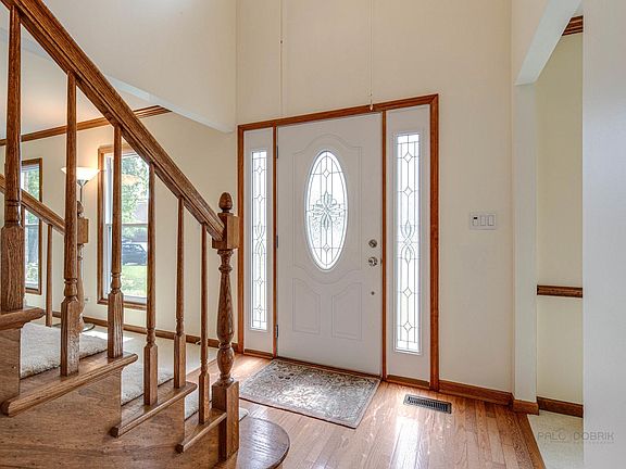 4th image of 6252 Sleepy Hollow Ln