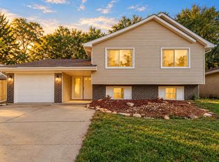 1710 W 53rd Ave, Merrillville, IN 46410