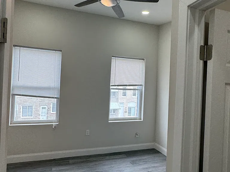 204 Grundy St — Photo 11