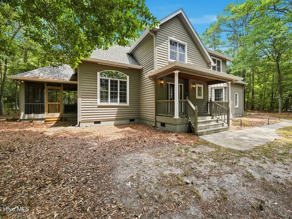 6253 Cattail Ct, Southport, NC 28461