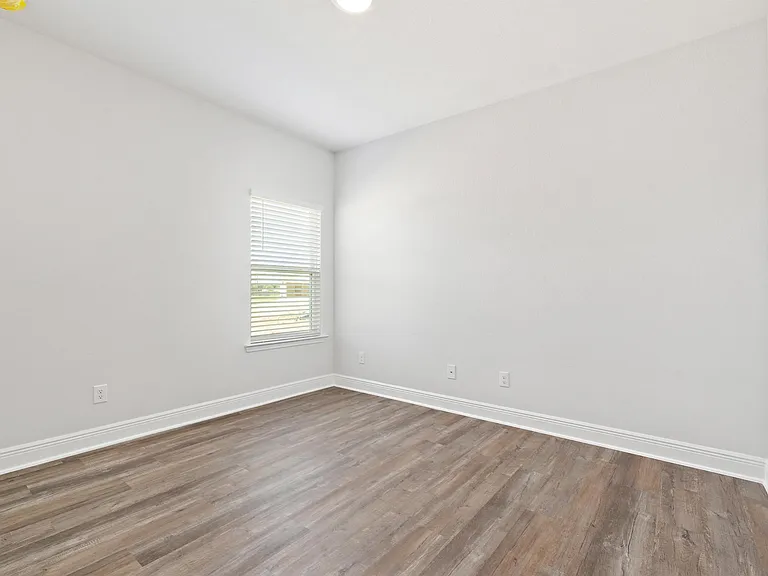 13407 Shoshoney Cir — Photo 19