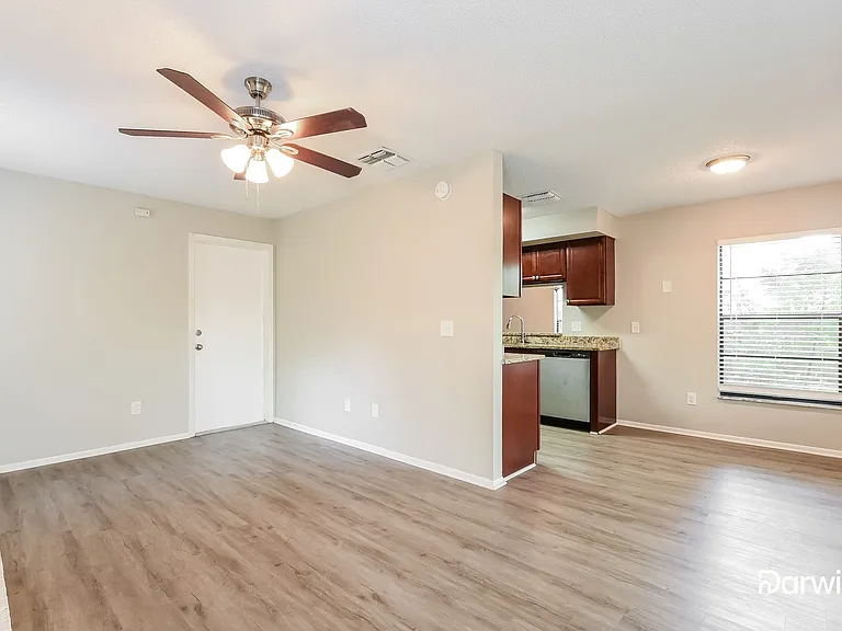 617 Charing Cross Ct — Photo 6